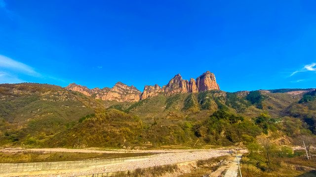 石頭紋理石山