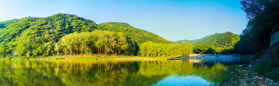 高清实拍汤峪湖森林公园