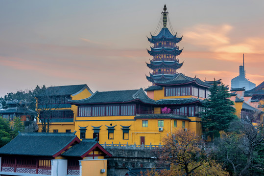 中国江苏南京古鸡鸣寺日落风光