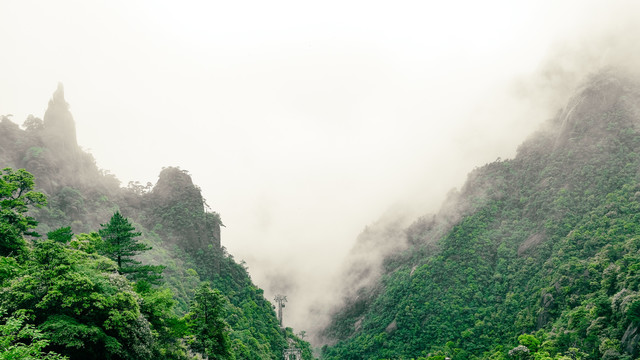 云海高山