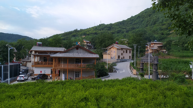 山村部落