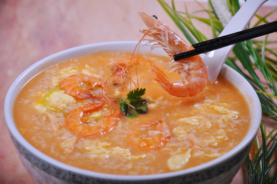 鲜虾疙瘩汤