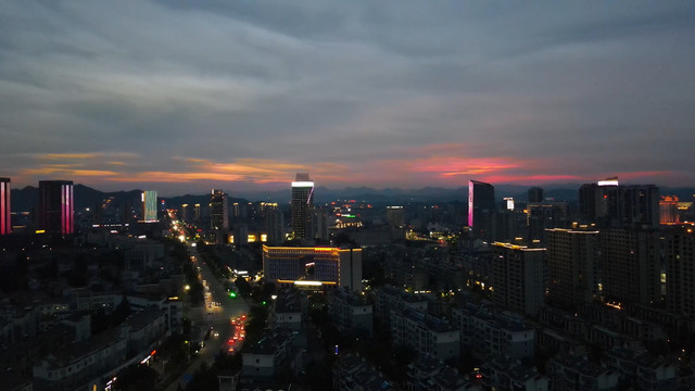 城市日落晚霞夕阳