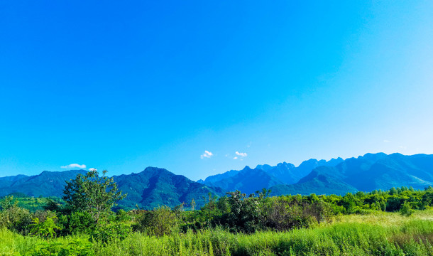 秦岭美景层林尽染