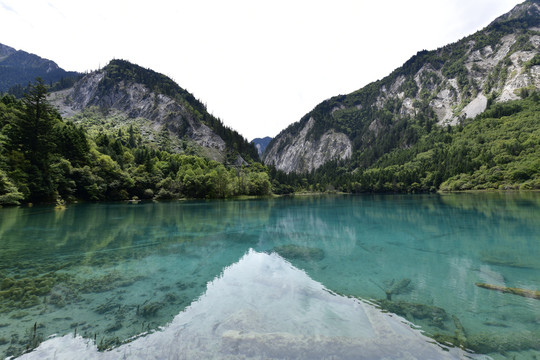 高山湖泊