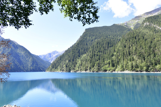 高山湖泊