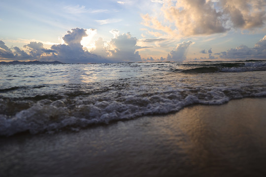 海浪海滩