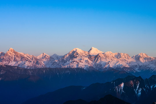 贡嘎山夕阳