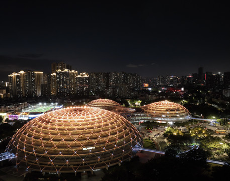 佛山岭南明珠体育馆夜景