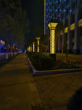 城市道路夜景