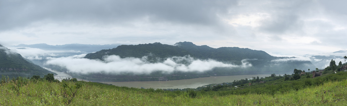 四川宜宾金沙江向家坝库区风景