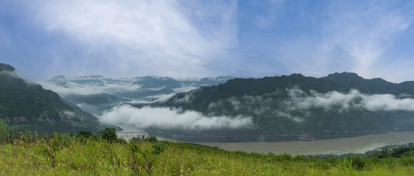 四川宜宾金沙江向家坝库区风景