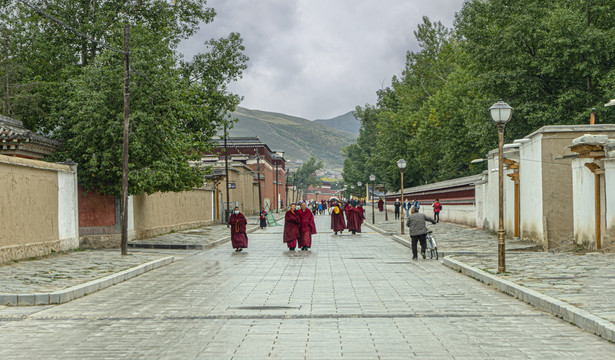 拉卜楞寺僧舍区印象