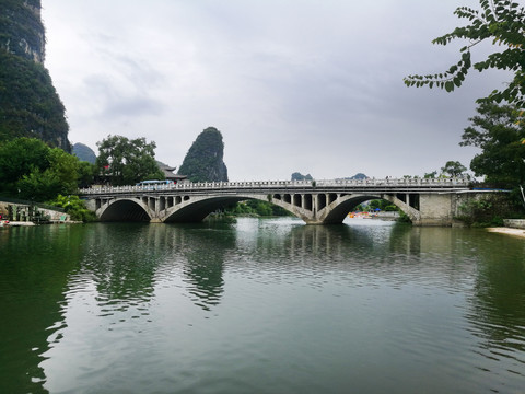 遇龙河