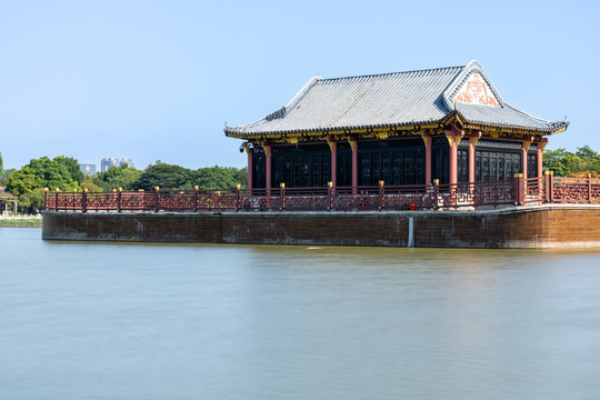 顺峰山公园古建筑