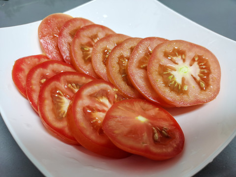 切片西红柿