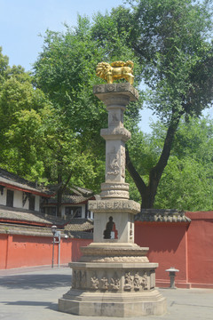 四川成都古寺文殊院佛塔