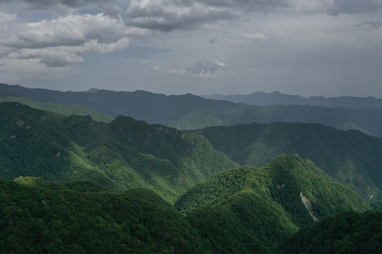 航拍秦岭山脉