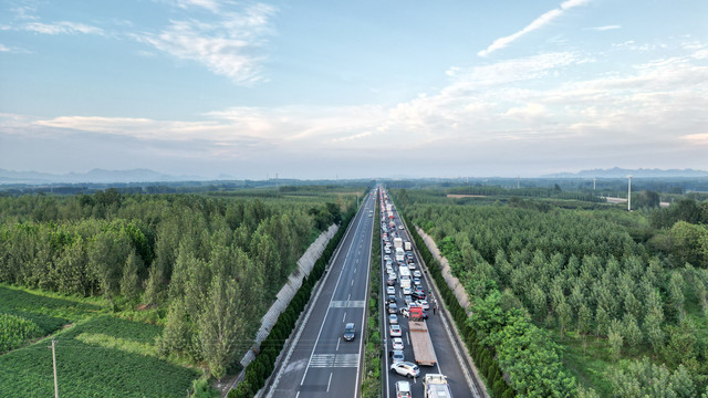 高速堵车