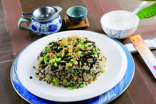 黑松露野菌炒饭