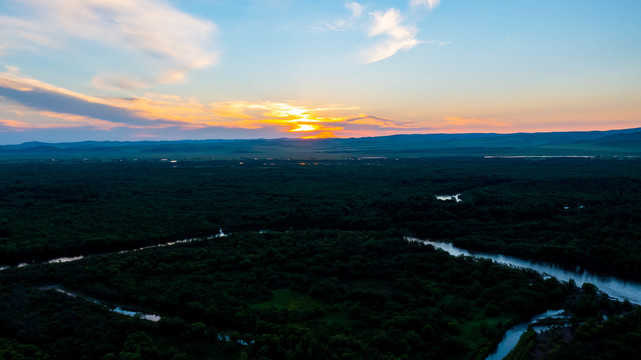 根河夕阳