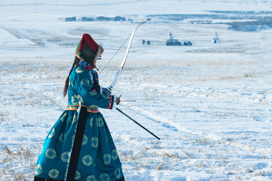 草原冬季蒙古族女孩