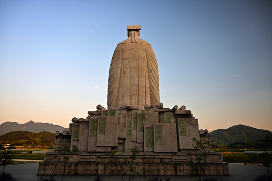 武夷山市五夫镇朱熹雕塑