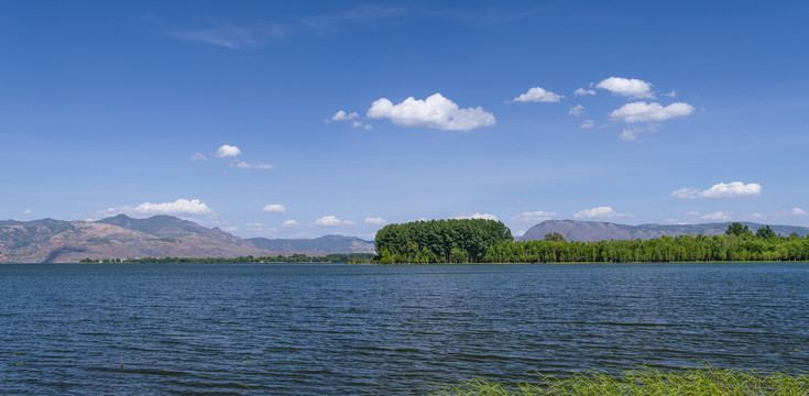 蝴苍山洱海