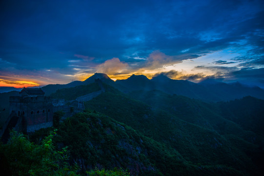 金山岭长城的早晨