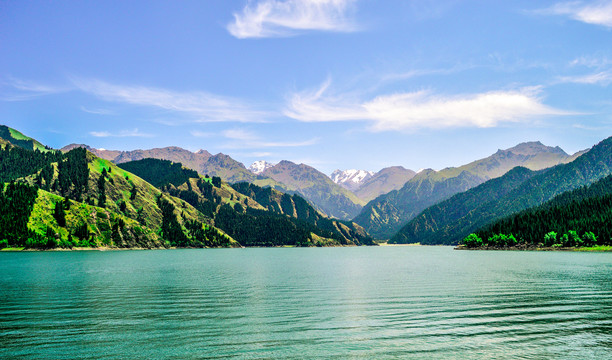 天山天池