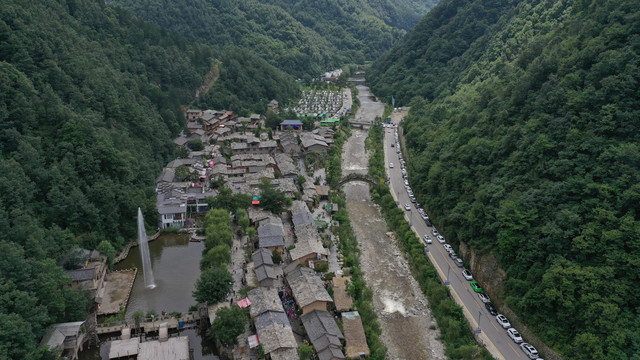 航拍秦岭牛背梁终南山