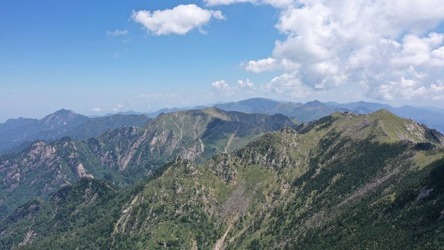 航拍秦岭冰晶顶