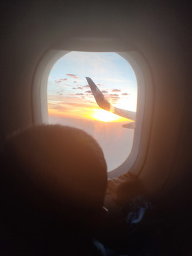 飞机窗景