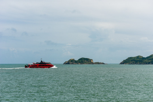 平静海面