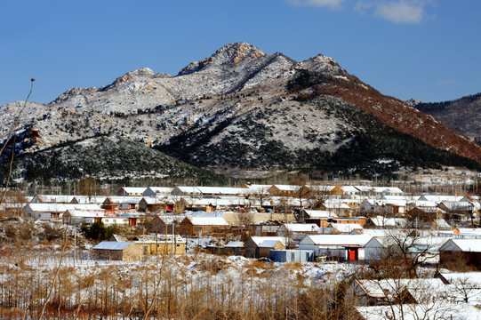 东北小山村