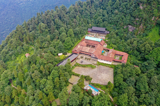 峨眉山仙峰寺