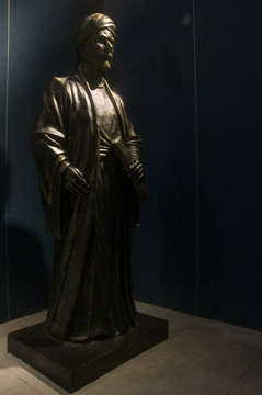 马可波罗塑像