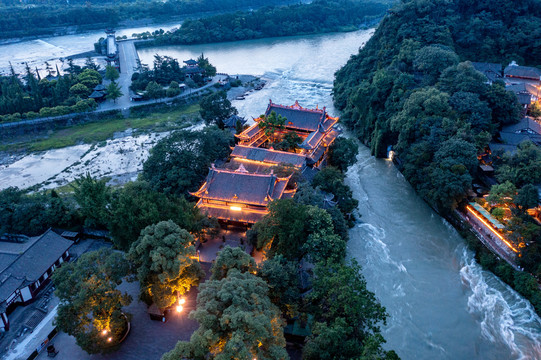 都江堰景区宝瓶口夜景