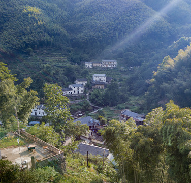 皖南大山里的小村直坑