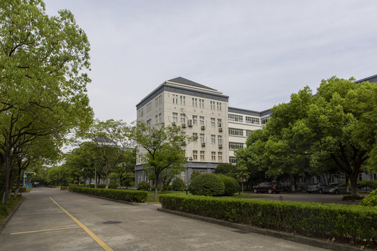 浙江中医药大学