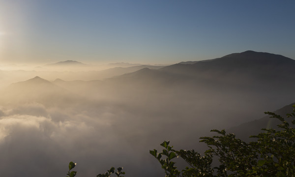 山城日出