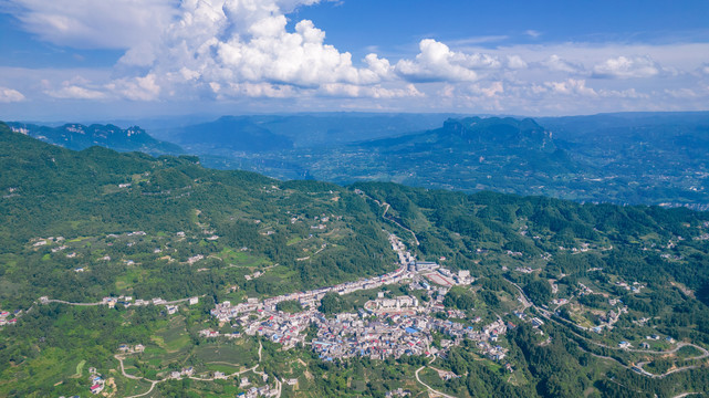 高山小村庄