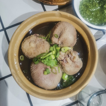 肚包肉