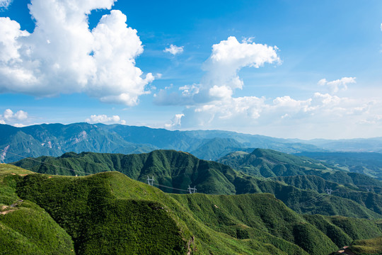 青山