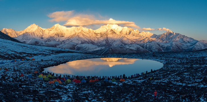 夕照贡嘎山