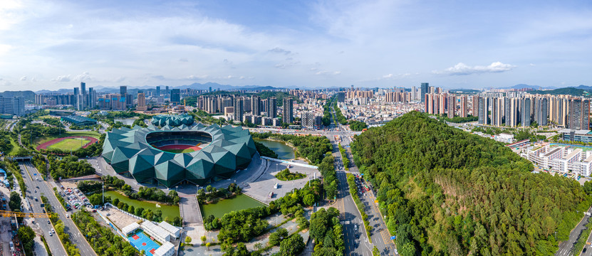 深圳市龙岗区的大运体育中心