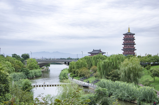 洛阳瀍壑朱樱湿地公园