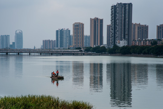 旌湖风光