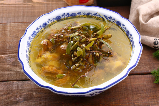 石橄榄三鲜汤