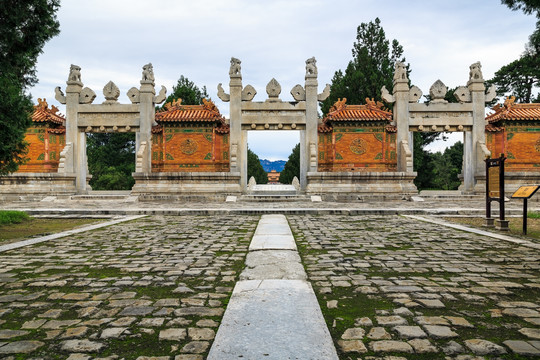 清西陵龙凤门